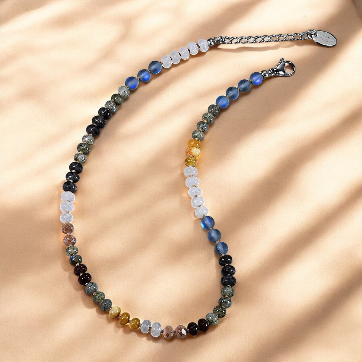 Collar de Piedra Tropical de la Tierra