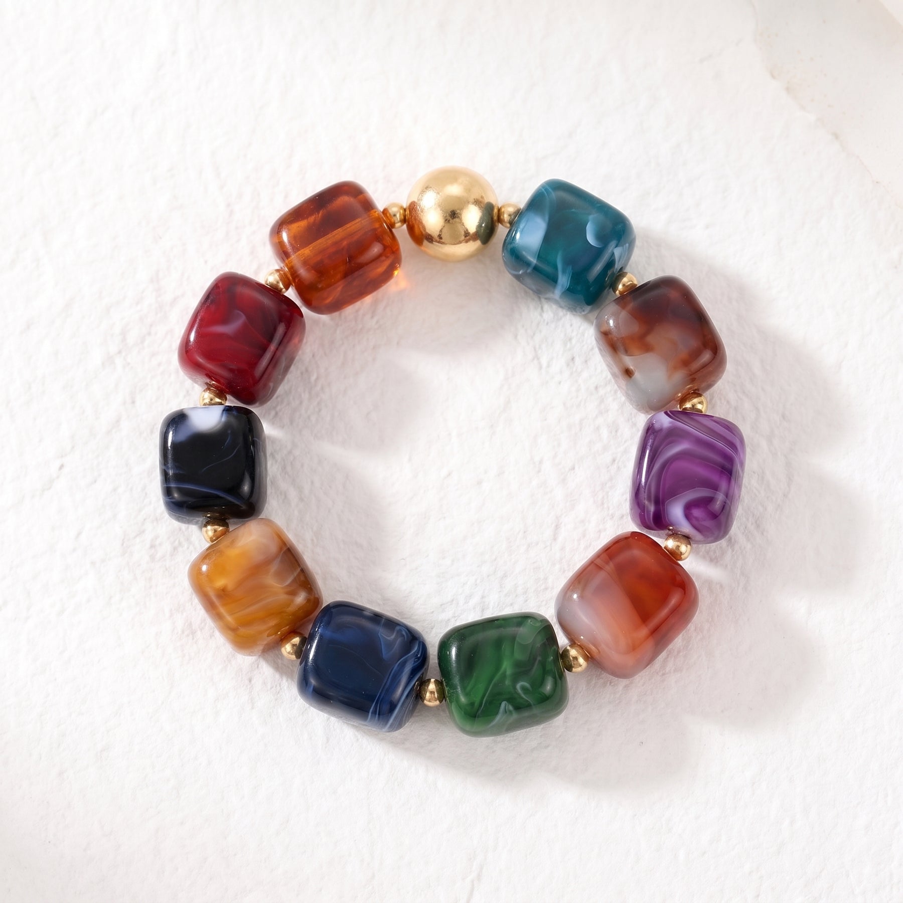 Pulsera gruesa de cuentas multicolores místicas