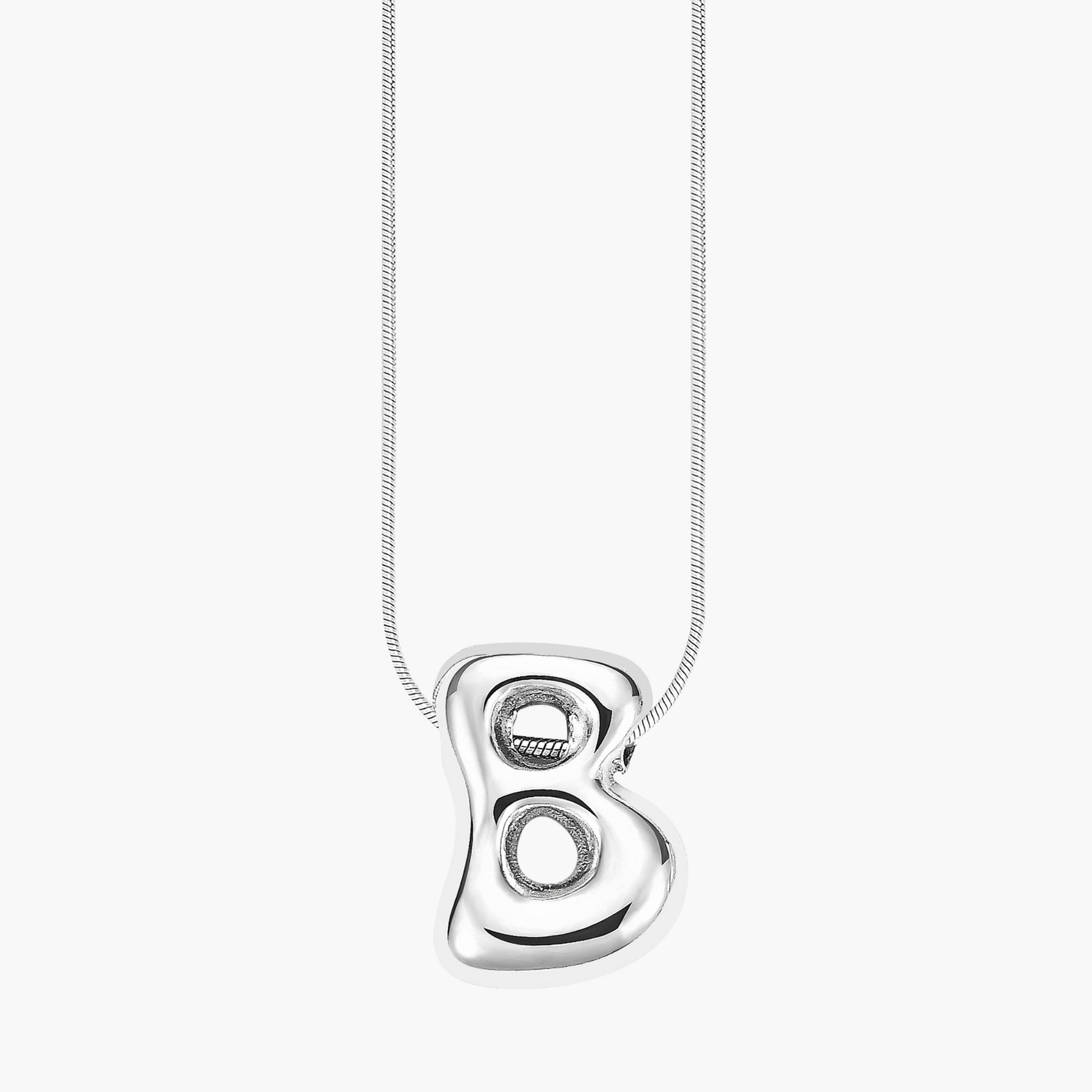 Collar con inicial en letra burbuja de brillo plateado