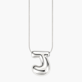 Collar con inicial en letra burbuja de brillo plateado