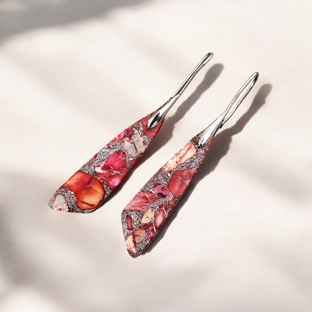 Pendientes de gancho Regalite rojos antiguos