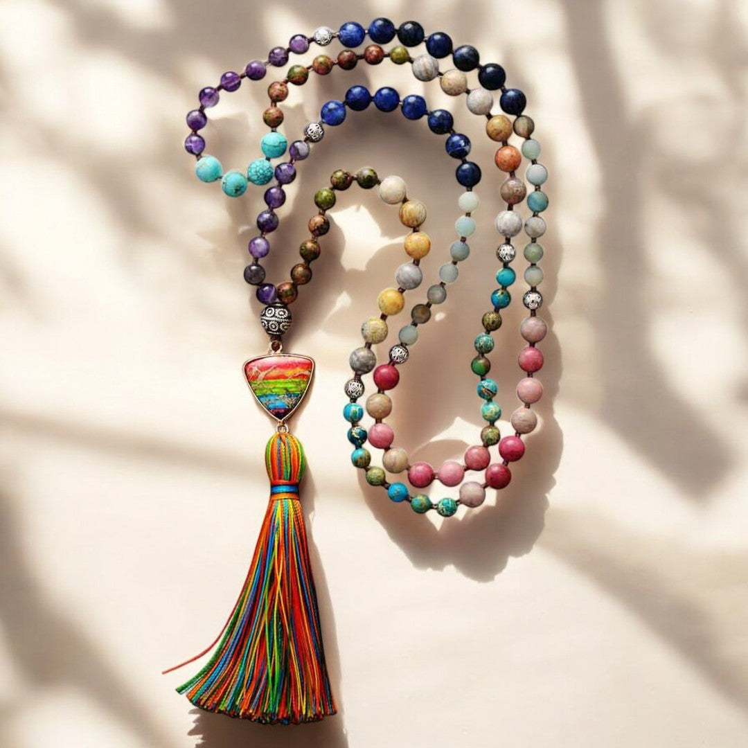 Collar de Borlas con Encanto de Chakra