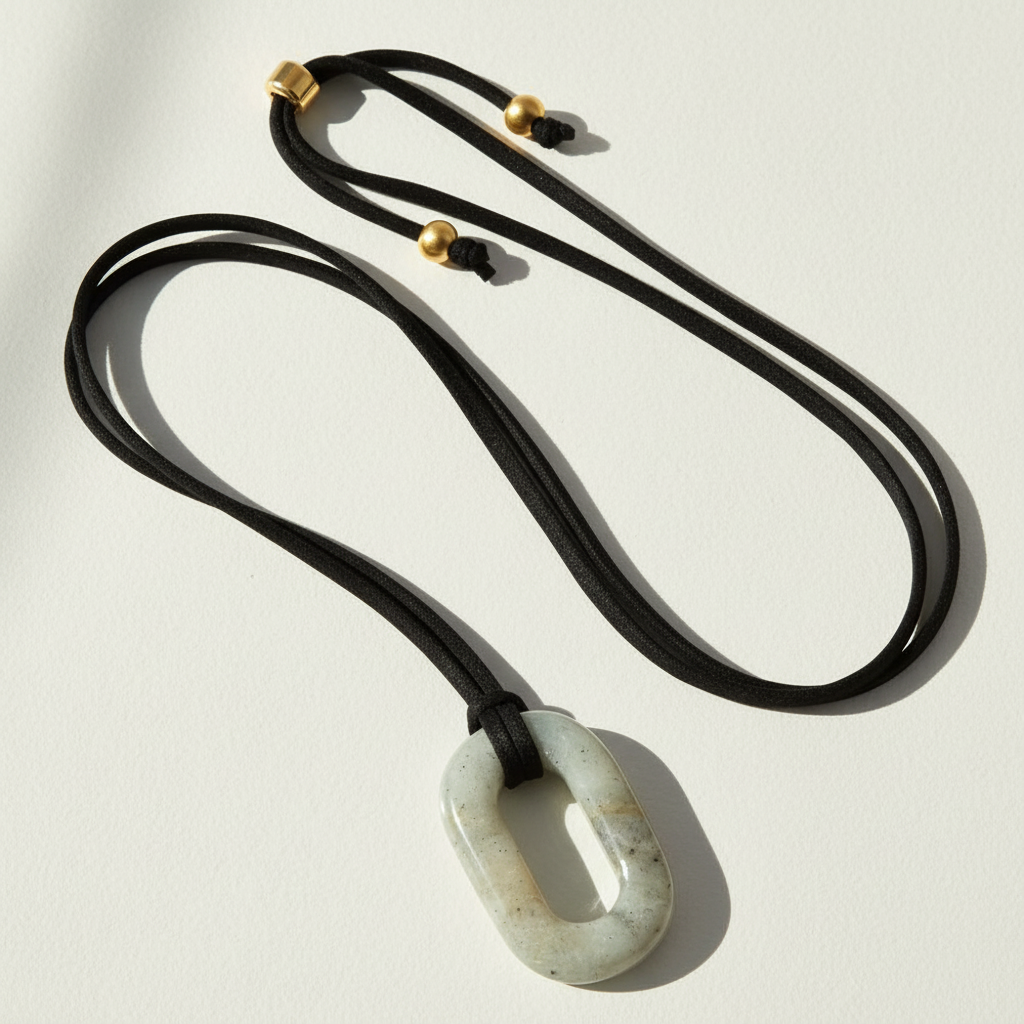 Collar de serenidad de labradorita de ante