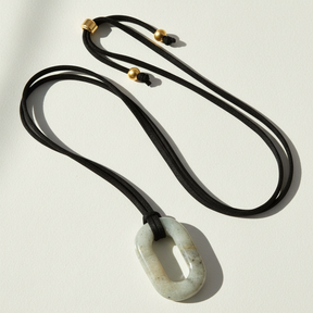 Collar de serenidad de labradorita de ante