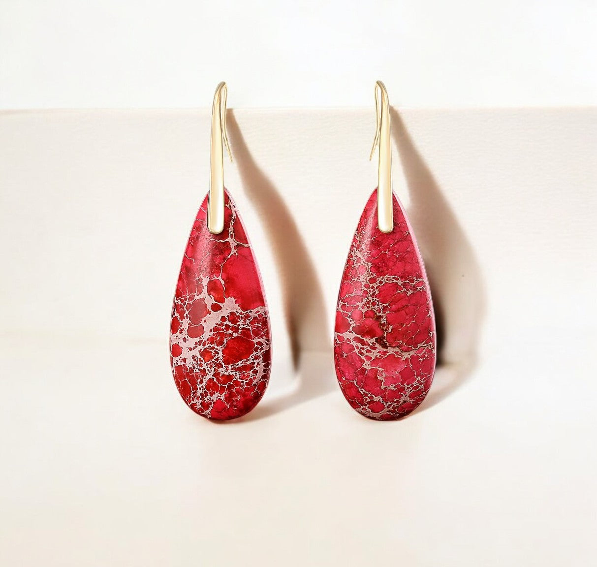 Pendientes en forma de lágrima de jaspe rojo imperial